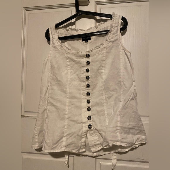 Olars + Ulla white linen top - Picture 3 of 5